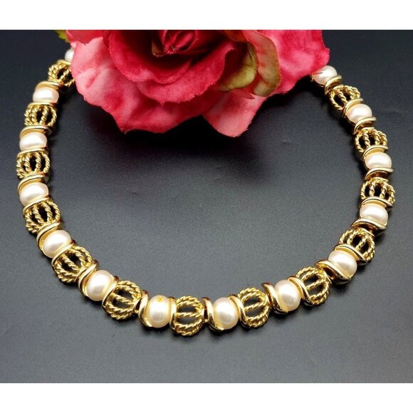 Beautiful Gold Tone Faux Pearl Bead Collar Necklace Hook Clasp Vintage Look 18" - Picture 1 of 8